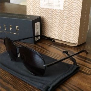 Diff Eyewear Accessories - DIFF Sunglasses Diff Eyewear Accessories - DIFF Sunglasses